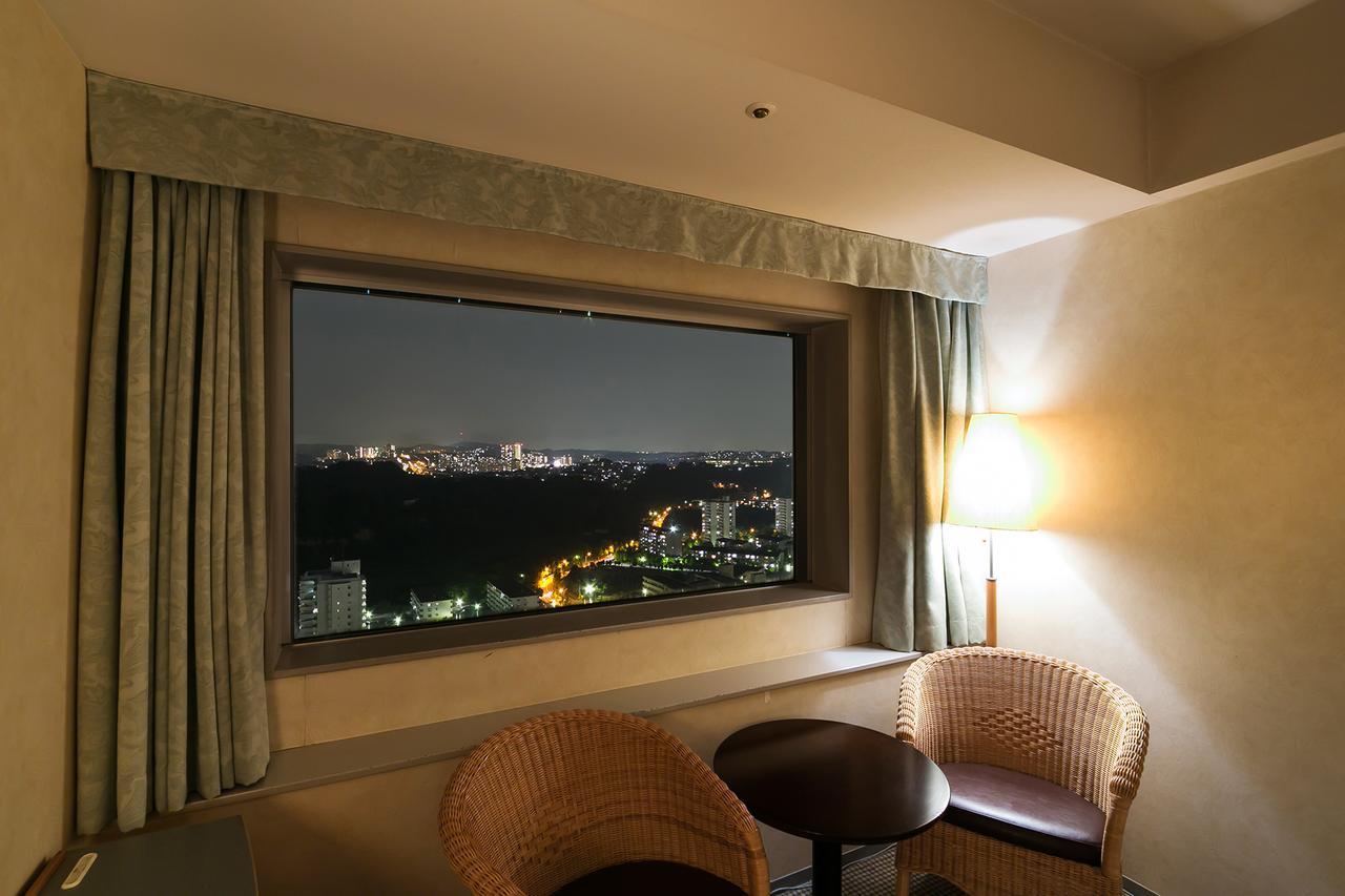 Yokohama Techno Tower Hotel Exterior photo